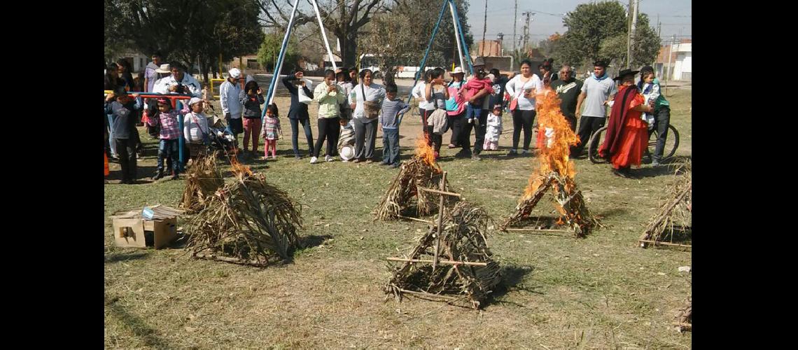 Celebraron aniversario del CPV  147Bicentenario Exodo Jujentildeo148