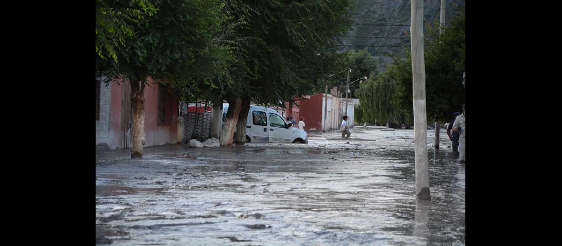 Recordamos el uacuteltimo desastre natural local- El Alud de Volcaacuten  