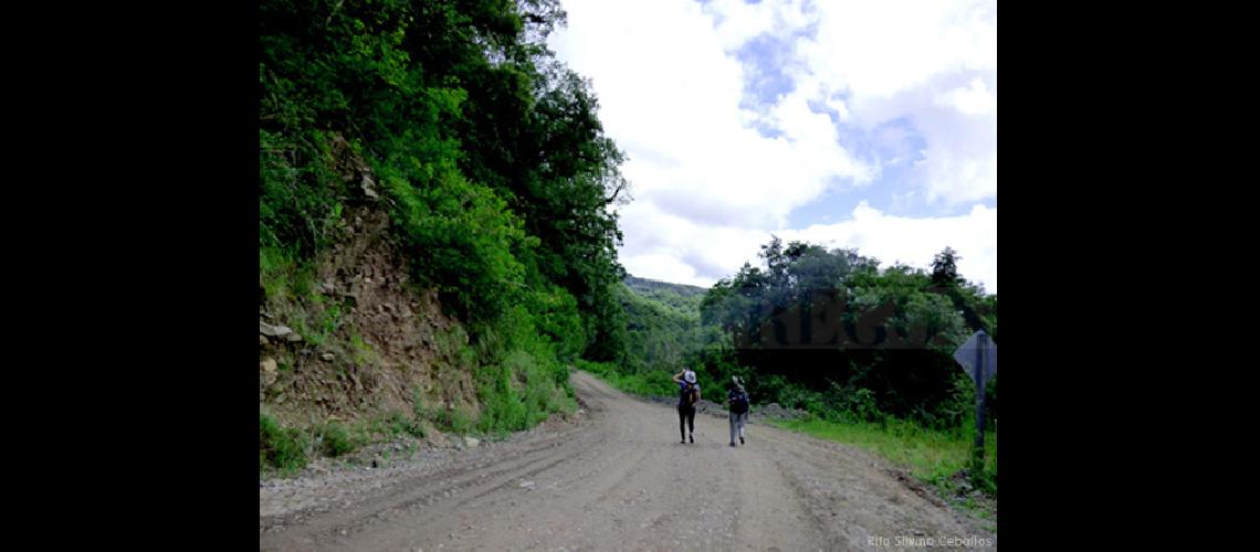 Jujuy y sus rincones- El Angosto de Jaire