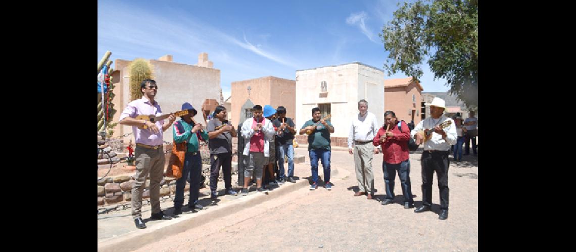 Celebraron el Diacutea del carnavalito