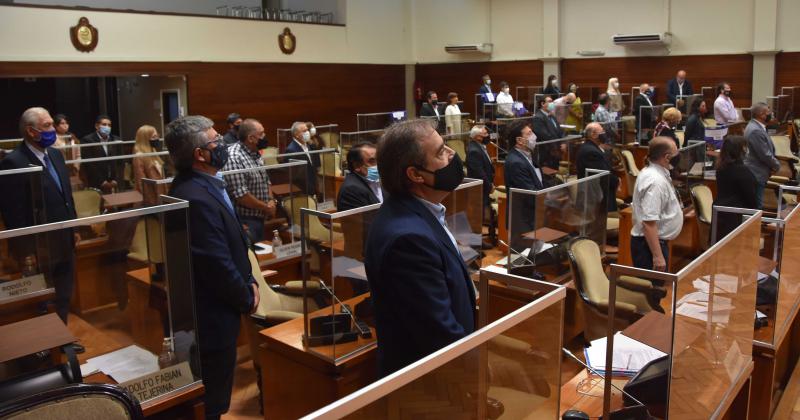 La Legislatura aproboacute el Presupuesto 2021 y la Ley de paridad de geacutenero