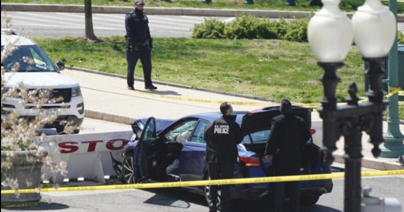 El Capitolio de EEUU cerrado tras un ataque que hirioacute a dos agentes