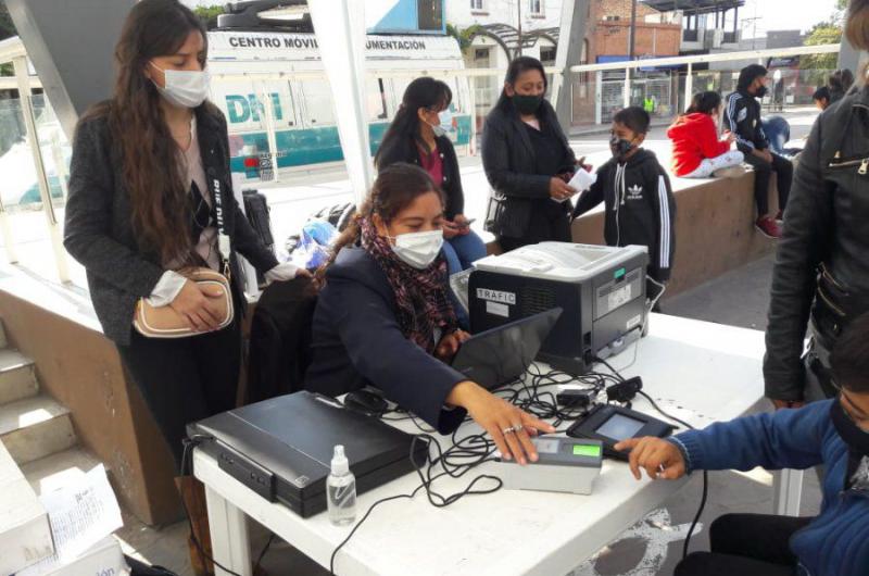 El Registro Civil atenderaacute al puacuteblico mayor de 16 antildeos