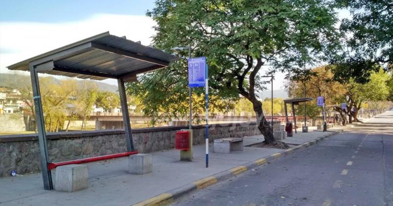 No hubo acuerdo y Jujuy sumoacute cuatro diacuteas sin colectivos