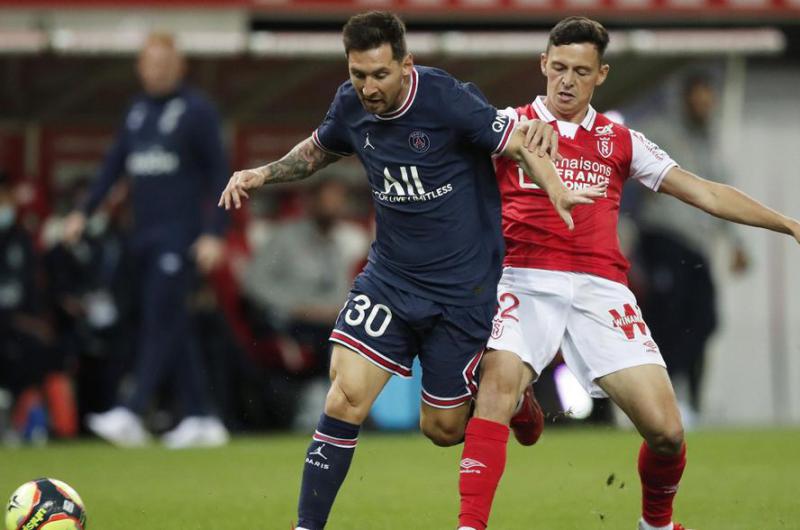 Lionel Messi hizo su debut en el Paris Saint Germain