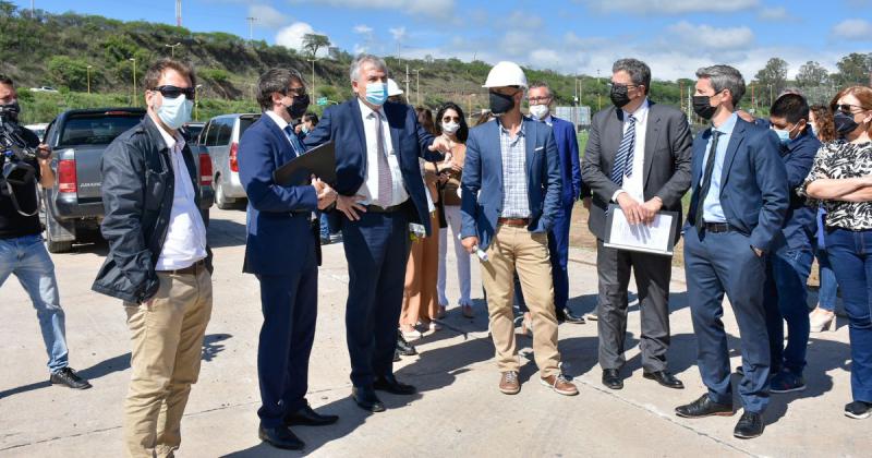 Funcionarios de la CAF recorrieron predio donde se construiraacute la Ciudad de las Artes