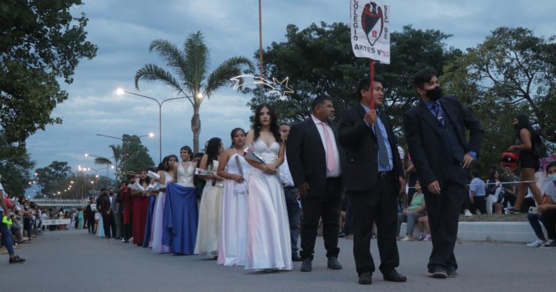 Estudiantes palpalentildeos fueron protagonistas de una velada para el recuerdo