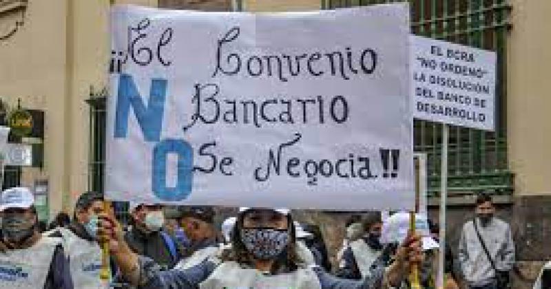 Este mieacutercoles inicia paro bancario de 72 horas