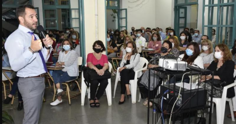 Avanza el proceso de aplicacioacuten de la ley de Educacioacuten Emocional en la Provincia