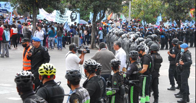 Aacutelvarez Garciacutea se reunioacute con dirigentes del Polo Obrero y de la Izquierda