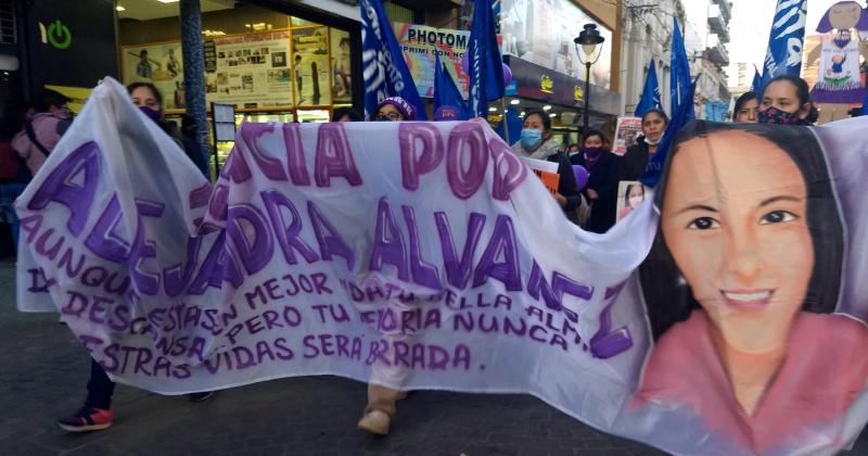 Ni una menos- miles de mujeres se manifestaron en todo el paiacutes