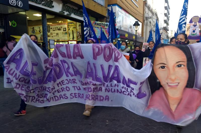 Ni una menos- miles de mujeres se manifestaron en todo el paiacutes