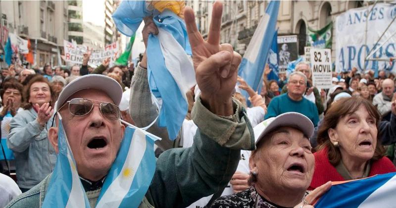 Recurren a la Corte Suprema contra la doble jubilacioacuten de privilegio de CFK