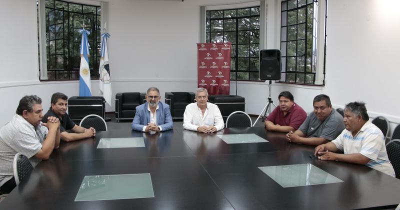 Frente al llamado a licitacioacuten transmiten calma a gremio de choferes de camiones