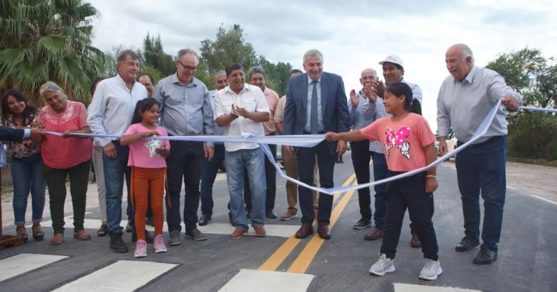 Morales inauguroacute obras en Puesto Viejo