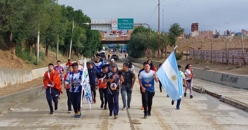 La antorcha recorrioacute distintos puntos de la provincia