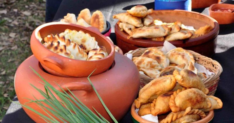 Este saacutebado se realiza el festival de la empanada jujentildea