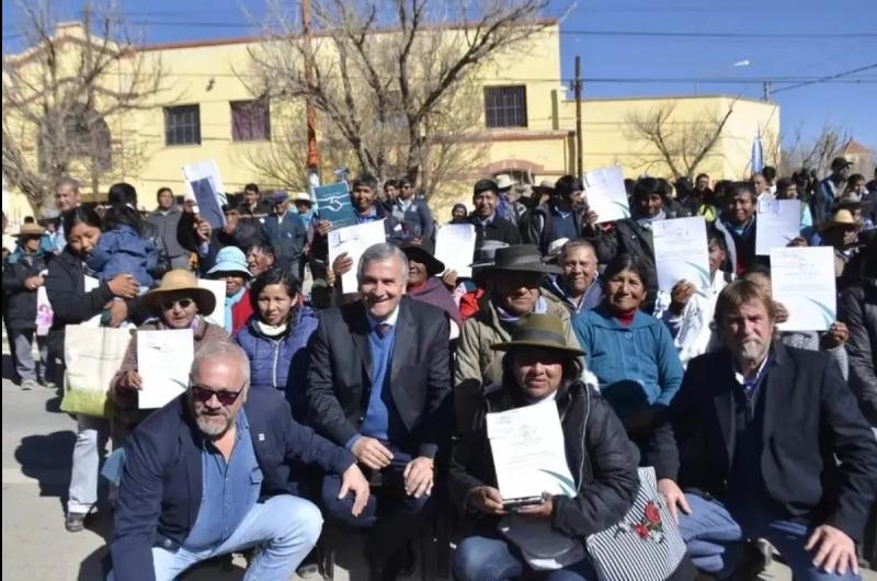 Regularizacioacuten de tierras rurales en agenda permanente