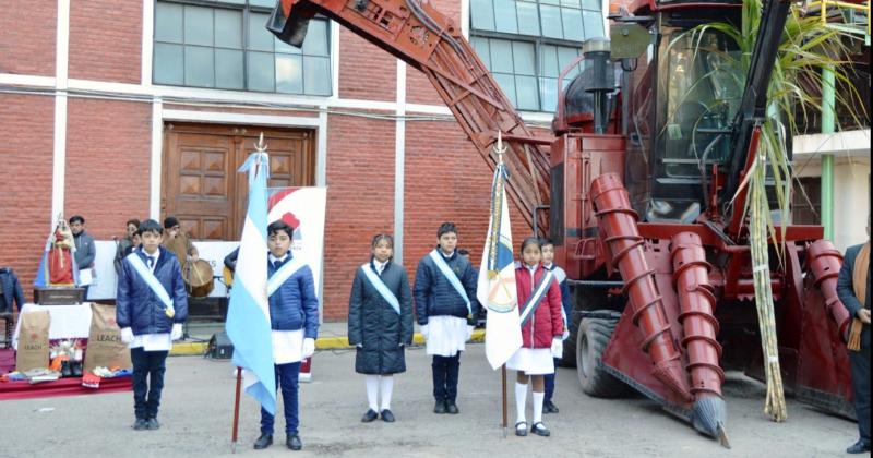 Con augurios de buena cosecha se inicioacute la zafra en La Esperanza