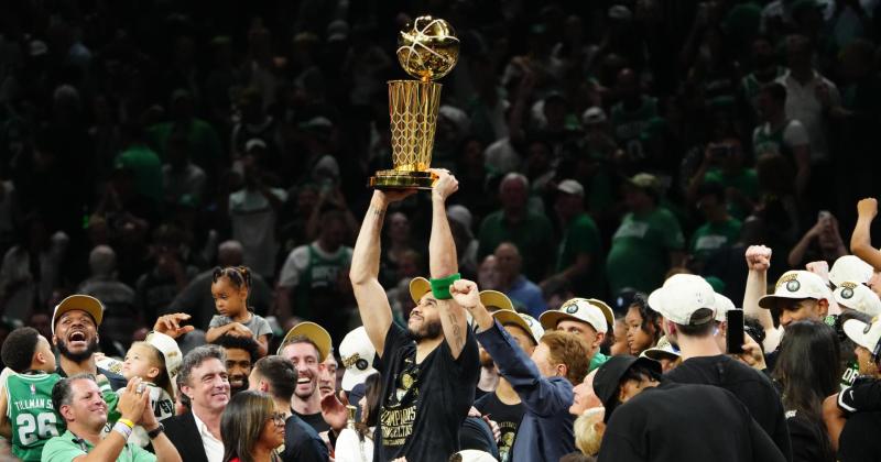 Boston vence a Dallas y se corona campeoacuten de la NBA