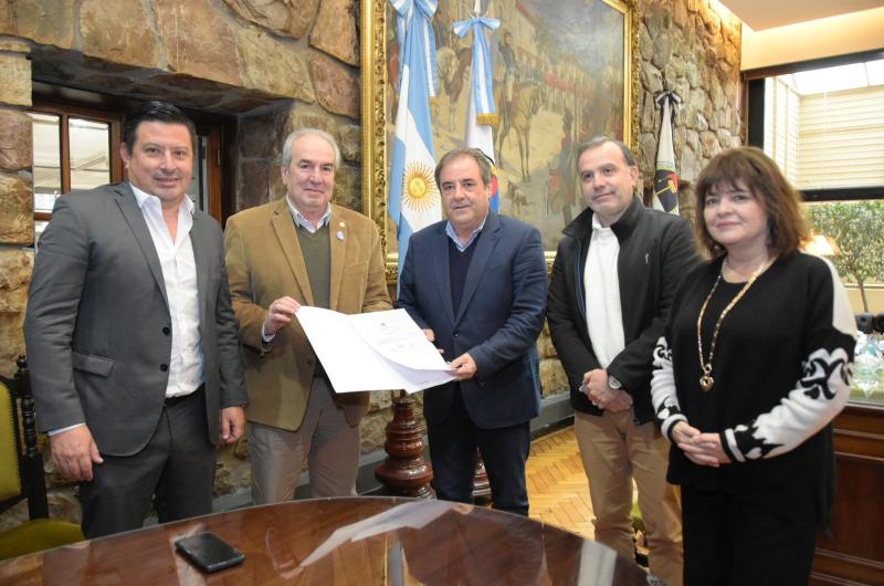 Impulsan la reapertura de la oficina consular de la Repuacuteblica de San Marino