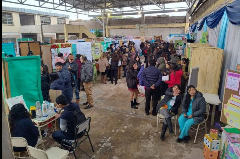 Estudiantes de las Yungas participaron de instancia regional de la Feria de Ciencias