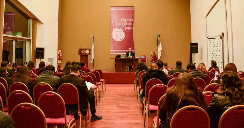 Presentaron obra sobre la Reforma Constitucional de Jujuy