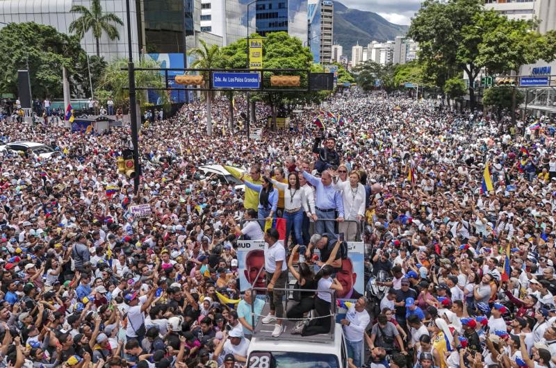 Miles de venezolanos volvierona protestar por el fraude electoral