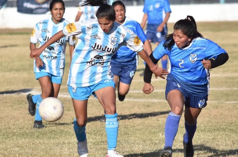 Las Lobitas se quedaron con el primer chico ante Defensores de Belgrano