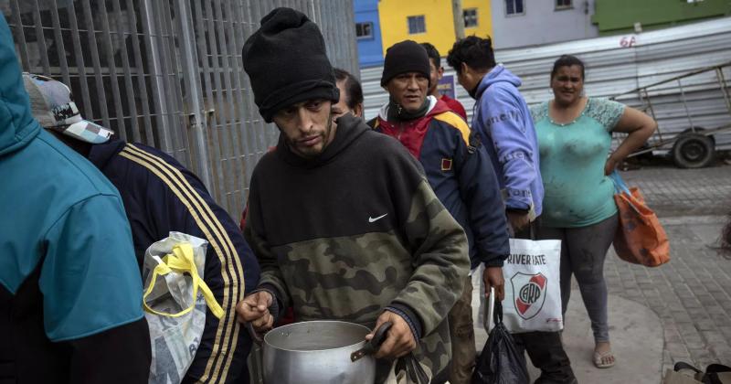 La pobreza alcanzoacute el 55-en-porciento- en el primer trimestre seguacuten la UCA 