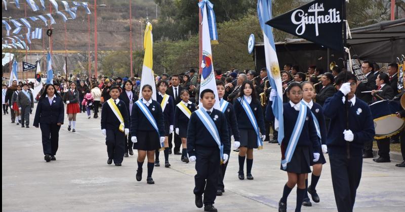 Jujuy conmemoro un nuevo aniversario del Eacutexodo Jujentildeo