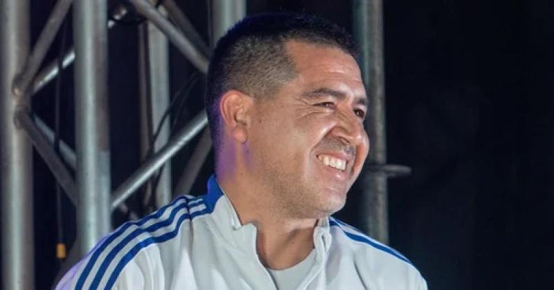 Riquelme seraacute incluido en el Saloacuten de la Fama del Fuacutetbol Internacional