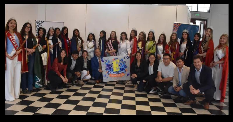 Visita de las candidatas a representante del departamento de San Pedro