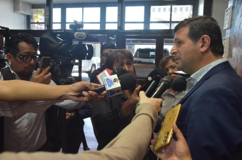 Legislatura da un paso maacutes y reglamenta el cobro de salud a ciudadanos extranjeros