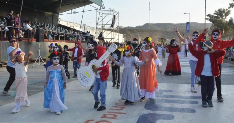 El Bienvenida Primavera abrioacute la 73ordm edicioacuten de la FNE