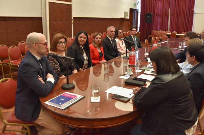 Aspirantes a cubrir cargos en la Justicia evacuaron consultas de los diputados