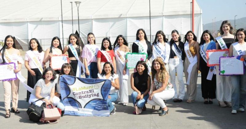 Candidatas a Representante Provincial adhirieron a la campantildea Stop Bullying