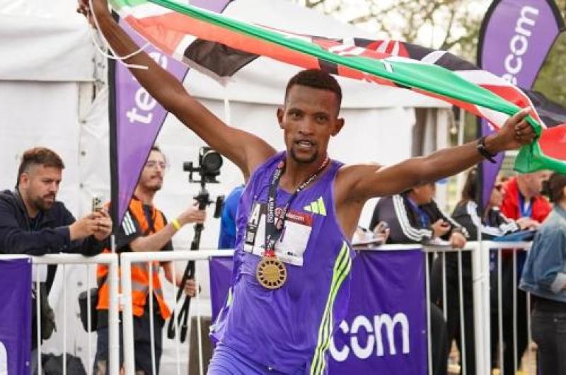  Bethwell Yegon se quedoacute con el triunfo en el Maratoacuten de Buenos Aires