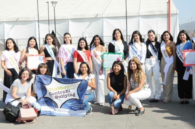 Candidatas a Representante Provincial adhirieron a la campantildea Stop Bullying