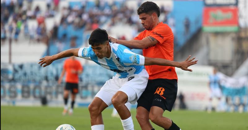 Gimnasia volvioacute al triunfo ante Ferro