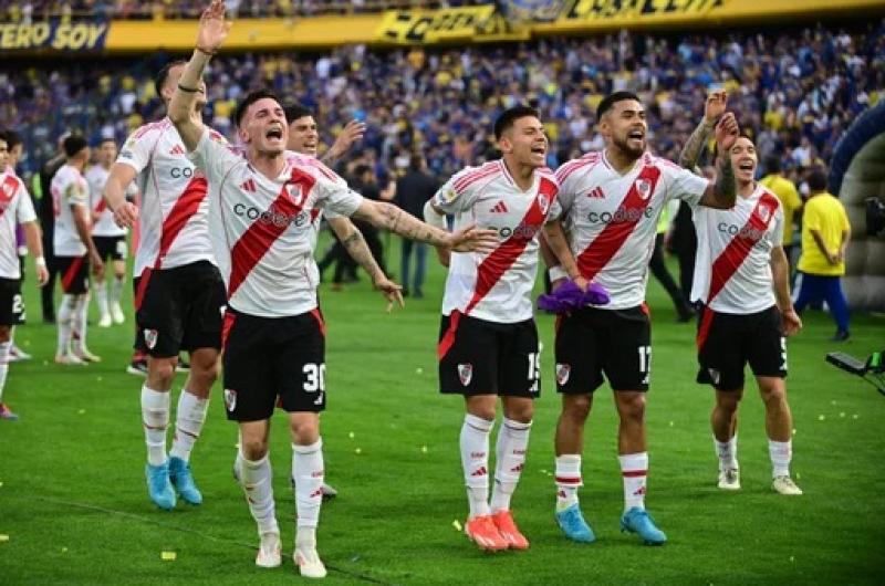 River recibe a Colo Colo por un lugar en semifinales