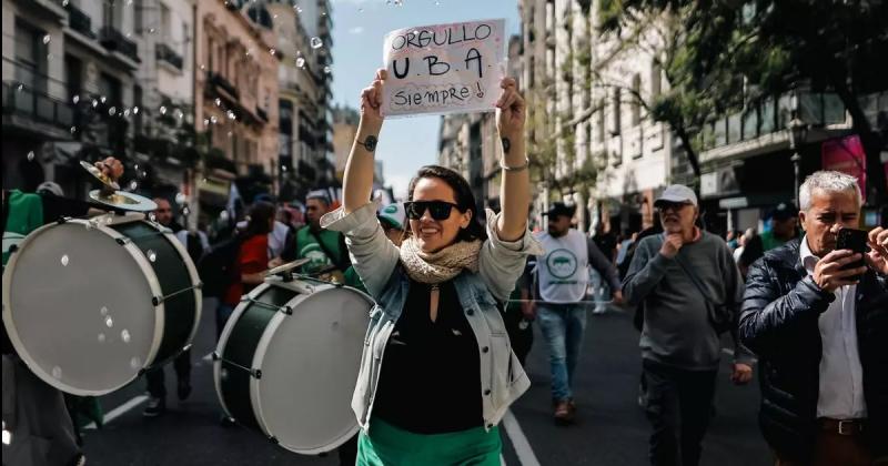 Impulsan el cobro de aranceles a extranjeros en las universidades