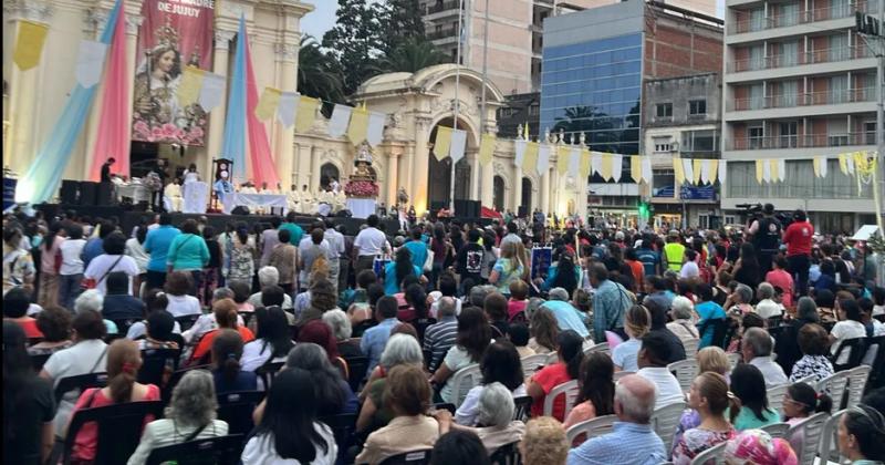 Jujuy honroacute a su patrona la Virgen de Riacuteo Blanco y Paypaya