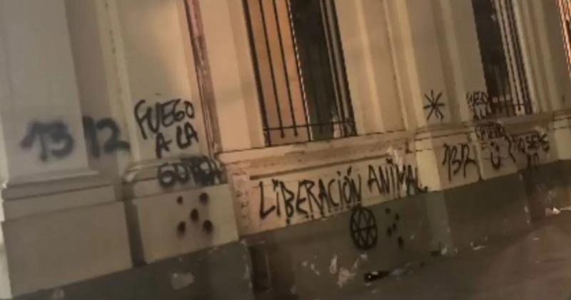 La Justicia Contravencional interviene ante dantildeos a edificios puacuteblicos