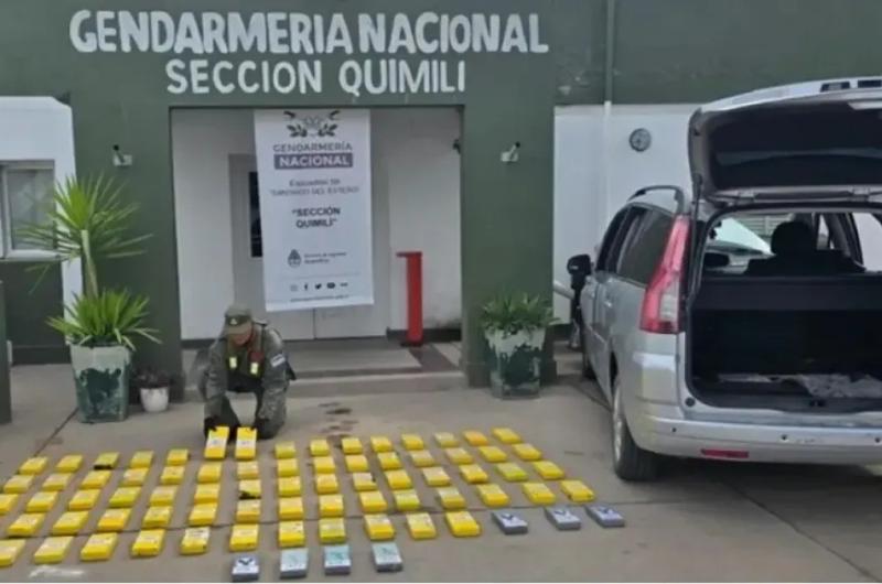 Saltentildeos detenidos en Santiago- usaron a sus hijos para trasladar 83 kilos de cocaiacutena