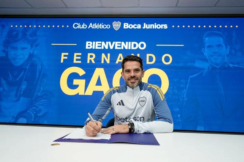 Fernando Gago fue presentado como DT de Boca