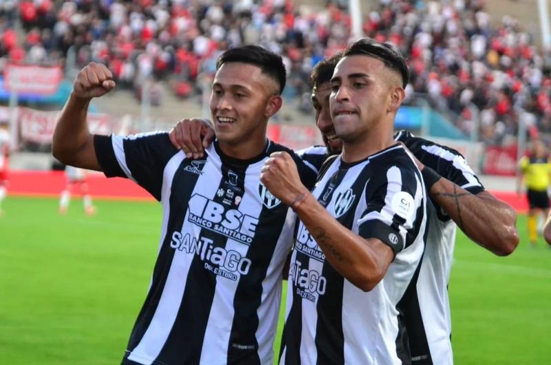 Central Coacuterdoba le ganoacute a Huracaacuten y se metioacute en la final de la Copa Argentina