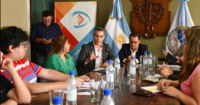 Iniciativa para modernizar y regular  proceso de habilitaciones comerciales