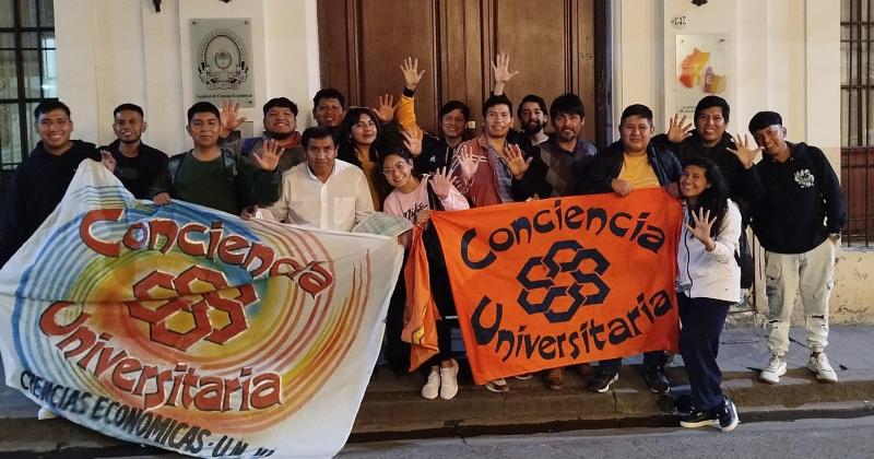 Conciencia Universitaria ganoacute elecciones en Ciencias Econoacutemicas