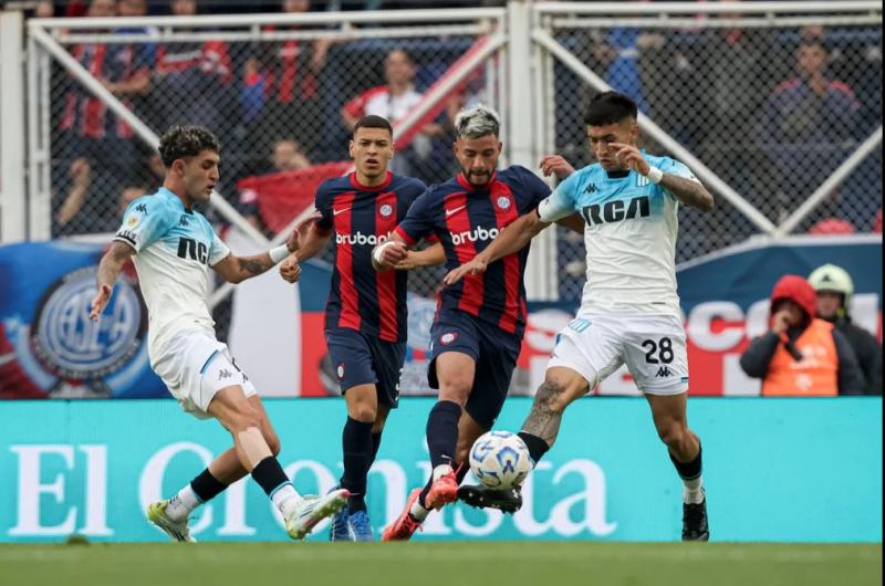 Racing se lo dio vuelta a San Lorenzo y quedoacute a tres puntos de Velez